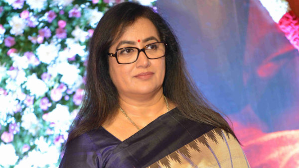 వ్యక్తిగతంగా తీసుకుంటున్నారు?