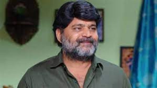 సిరి తల్లి డబ్బు సాయం