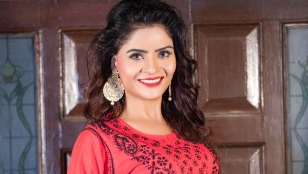 నన్ను 15 లక్షలు అడిగారు