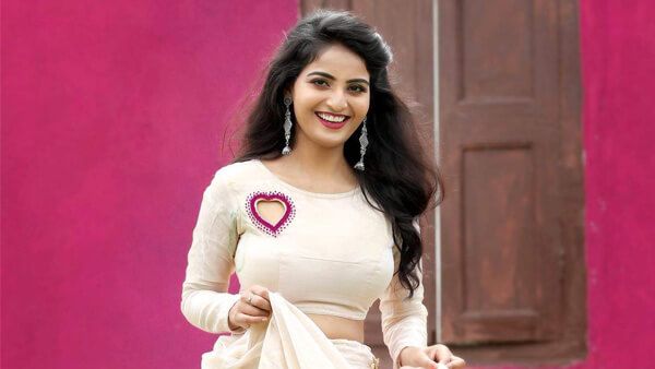 పవన్ కల్యాణ్తో మూవీ... మారిపోయింది