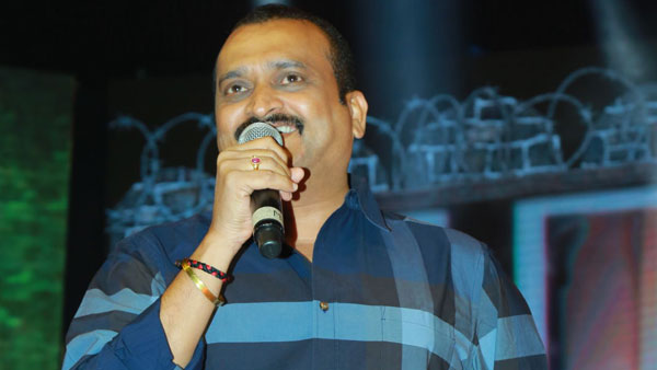 హీరోను చేస్తున్నావా అంటూ..