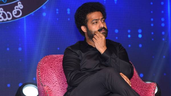 ఆశ్చర్యపోయిన ఎన్టీఆర్... మీసం తిప్పి
