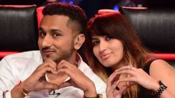వివాహేతర రిలేషన్స్తో శృంగారం
