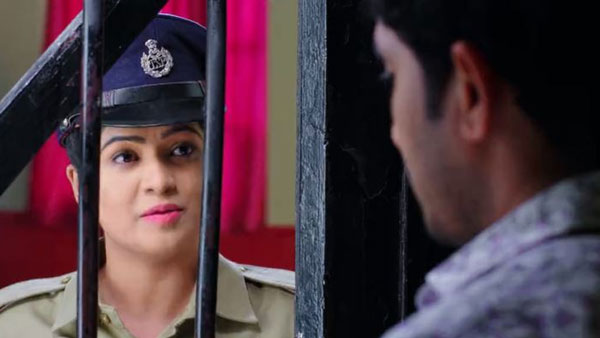 కార్తీక్కు శిక్షపడేలా చేస్తానంటూ ఏసీపీ