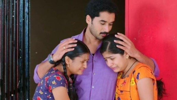 లాకప్లో ఉన్న తండ్రిని చూసి...