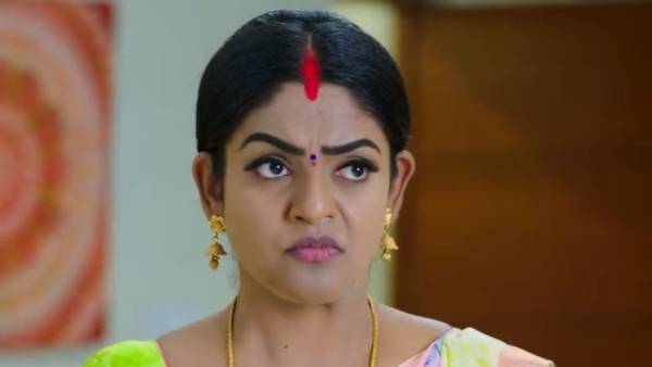 దీప తలకు గురి పిస్టల్ గురిపెట్టి