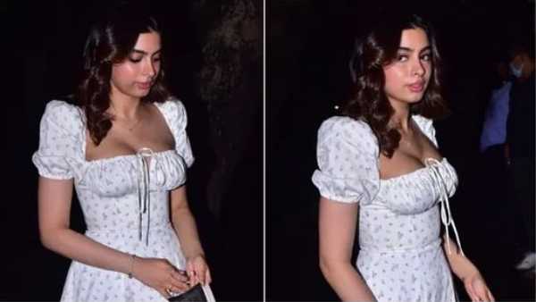 రిసెప్షన్ పార్టీలో