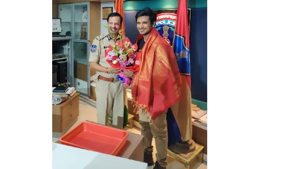 Hero Nikhil siddarth was felicitated by the Commissioner of Police Hero Nikhil siddarth was felicitated by the Commissioner of Police