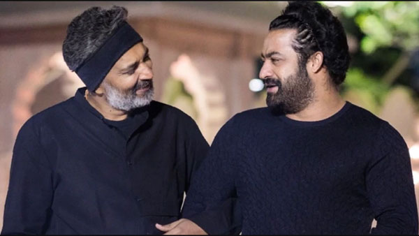 జక్కన నన్ను చూసి