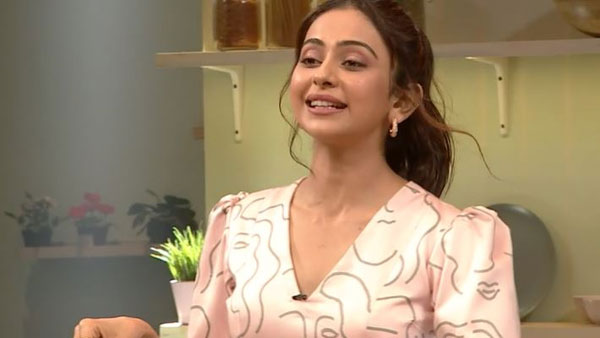 గ్రాండ్గా వెల్కమ్ చెప్పిన మంచు లక్ష్మీ