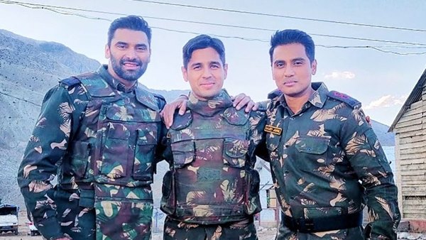 తొలి భాగం ఎమోషనల్, ఫీల్ గుడ్గా