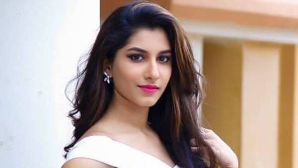 అందులో మాత్రం ఎప్పుడూ బిజీగా ఉండి