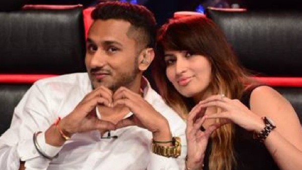 'నన్ను జంతువులా చూస్తున్నారు'