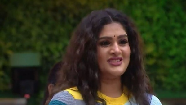 ఎవరితో చూశారు? ఎక్కడ చూశారు?