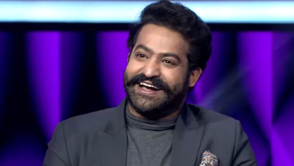 నాలుగు సీజన్లు.. ఇద్దరు స్టార్ హీరోలు