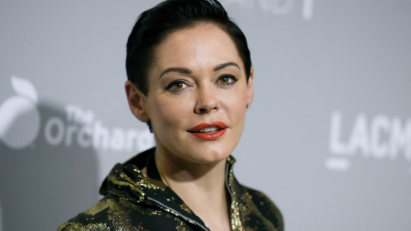 American actress Rose McGowan Serious on Oprah Winfrey kissing Harvey Weinstein American actress Rose McGowan Serious on Oprah Winfrey kissing Harvey Weinstein