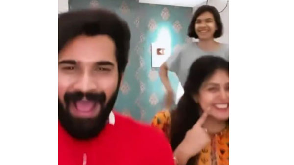 అఖిల్ బెడ్రూంలో మోనాల్ రచ్చ