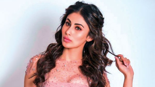 సినిమాలు, సిరీస్లు, ఆల్బమ్స్ కూడా