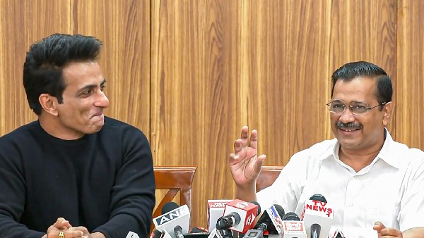 కేజ్రీవాల్తో భేటీ