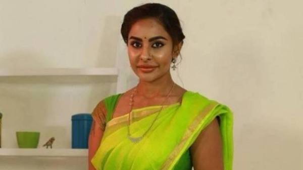 హీరో.. హీరోయిన్లు.. నాయకులు.. వదల్లేదు