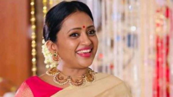 స్టార్ మాలో సుమ, ఓంకార్ షోలకు