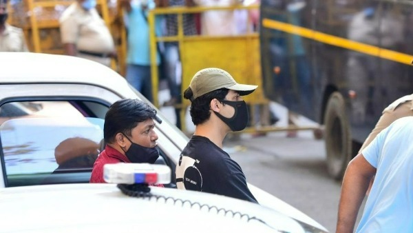 విచారణ సందర్భంగా భోరుమని ఏడ్చిన ఆర్యన్ ఖాన్