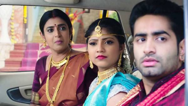 ప్రేమ్ మనసులో ఉన్నది అక్షర కాదు
