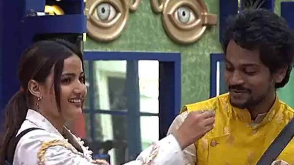 హేళన చేస్తుంటే..