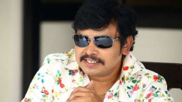 కాలీఫ్లవర్ అడ్డం పెట్టుకొని ఫస్ట్ లుక్