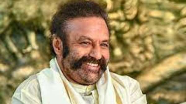 కుడి భుజానికి సర్జరీ