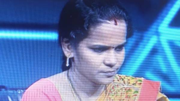 వీటిలో సాధారణంగా పాఠశాలలో నల్లబోర్డుపై రాయడానికి ఉపయోగించేది ఏది?