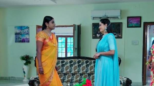 కార్తీక్ ఇంట్లో మోనిత హంగామా
