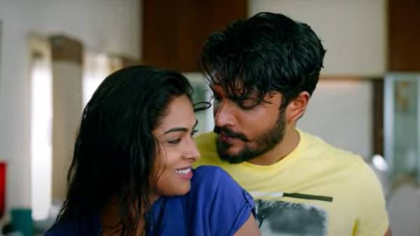రొమాంటిక్గా దివి వద్యా