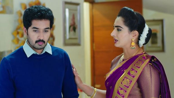 తల్లి సౌందర్యతో కలిసి కార్తీక్ అలా