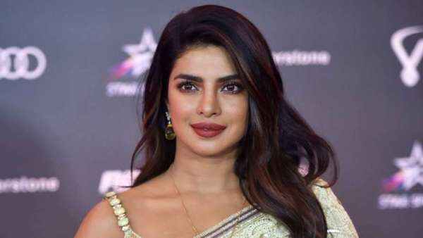 హింట్ ఇచ్చిన ప్రియాంక చోప్రా తల్లి