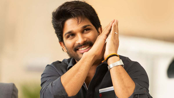 కూతురి కోసం చిన్నపిల్లాడిలా మారిపోయిన అల్లు అర్జున్.. ఇంతకంటే క్యూట్ మూమెంట్ మరొకటి ఉండదు!