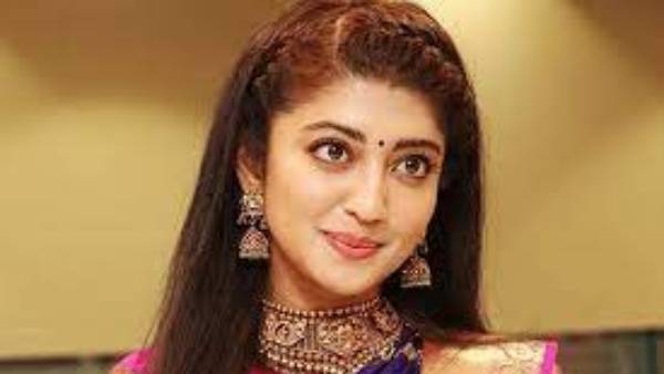 వెనక్కి తగ్గకుండా..