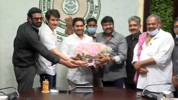 ఇండస్ట్రీకి పెద్ద