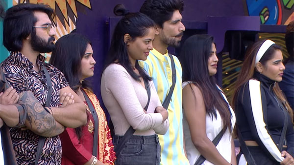 Bigg Boss Non Stop: బిందుమాధవి అందం.. నోరు జారిన నటరాజ్.. వెనకాల ఒకటి ముందు ఒకటి అంటూ | Bigg boss non stop telugu Natraj master shocking comments on bindhumadhavi beauty - Telugu Filmibeat