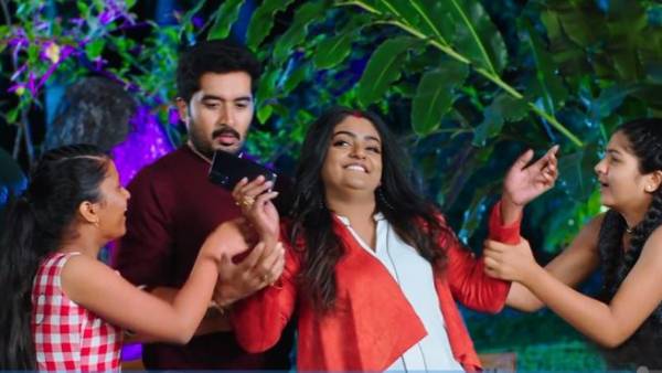 నీ గొంతు పిసికేస్తాను అంటూ దీప