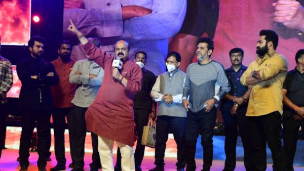 రాజమౌళిపై తారక్ ప్రశంసలు