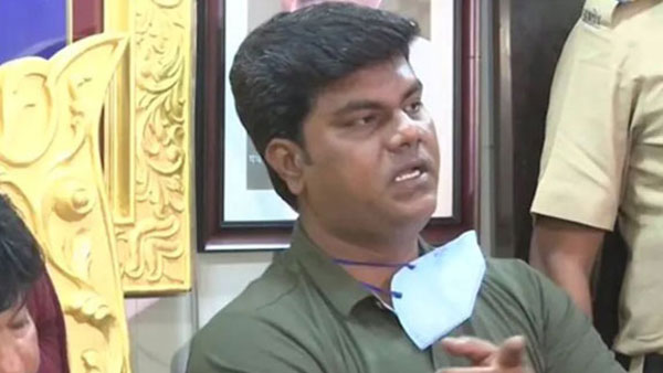 డబ్బు కోసం అలా