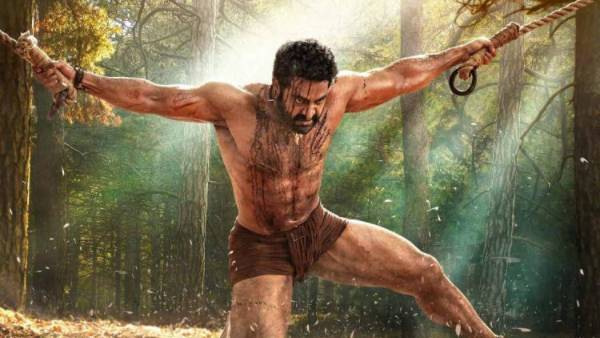 ఆర్టీసీ క్రాస్ రోడ్డులో హంగామా