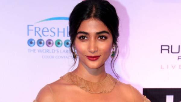 Pooja Hegde has been roped in for the female lead in Vijay Deverakonda Jana Gana Mana Pooja Hegde has been roped in for the female lead in Vijay Deverakonda Jana Gana Mana