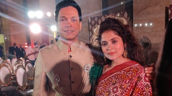 Josh Content Creator Bhumika Modi meet the greet with Salman Khan at IIFA 2022 Josh Content Creator Bhumika Modi meet the greet with Salman Khan at IIFA 2022