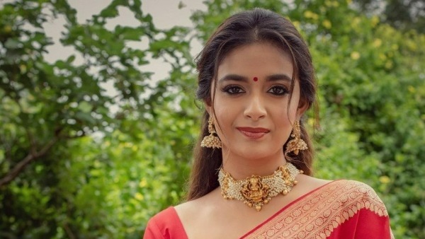 గతం కంటే కాస్త భిన్నంగా