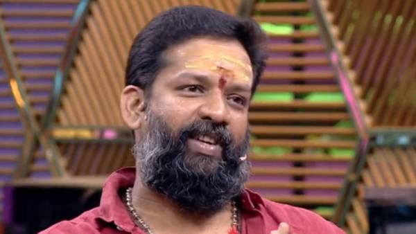 అక్కని ఏడిపిస్తున్నారు