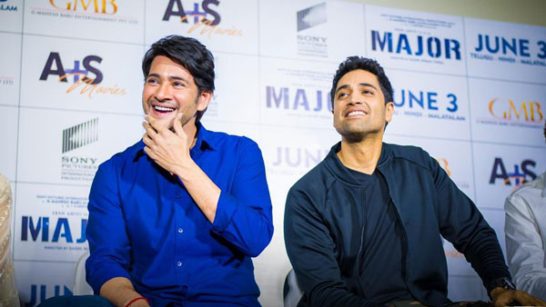 నేను ఏది పట్టుకొంటే అది బ్లాక్బస్టర్
