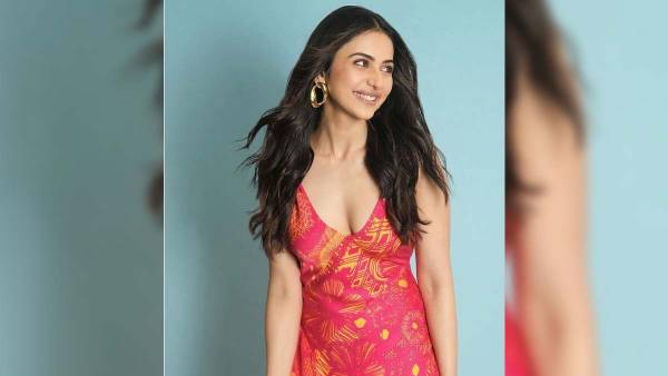 తెలుగులో స్టార్ హోదా