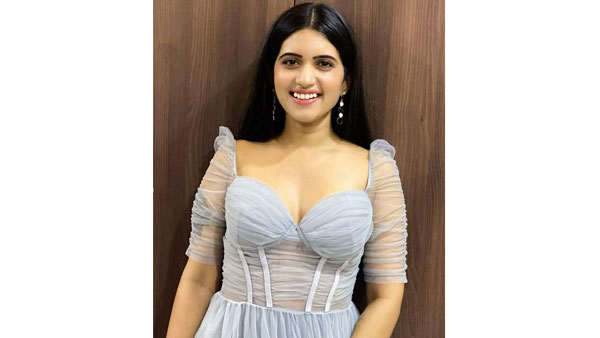 అక్కడ మాత్రం ఫుల్ బిజీగా